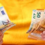 Alles Wat Je Moet Weten Over AOW in 2024: Verhoging, Ontvangst en Bedragen