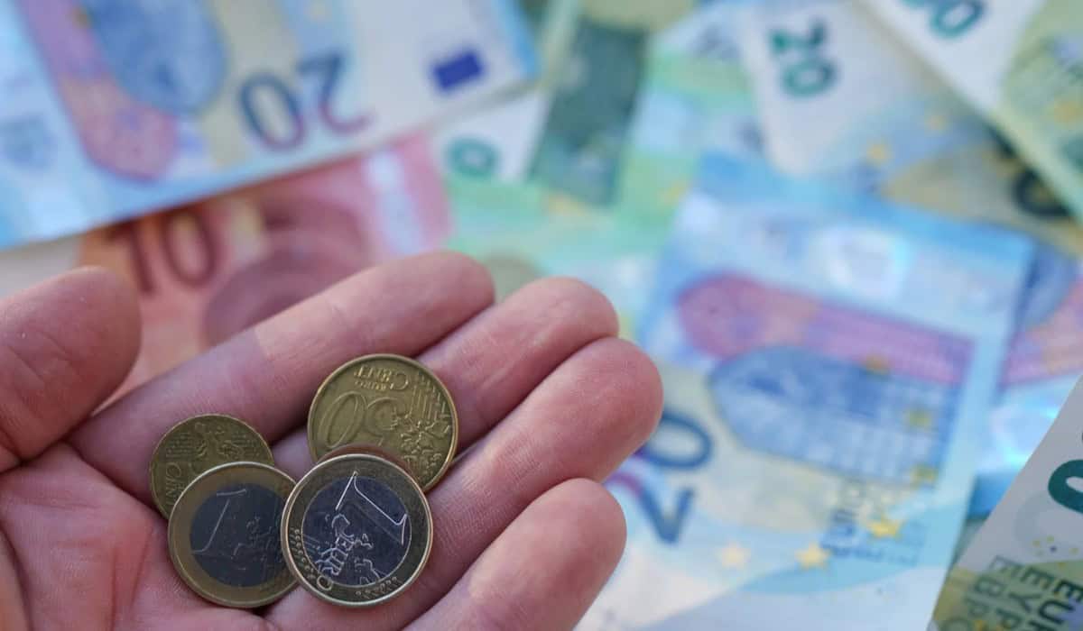 AOW-Bedragen 2024: Netto Voor Alleenstaanden en Gehuwden