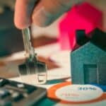 Huizenprijzen en Verwachtingen: Alles over de Huizenmarkt 2025