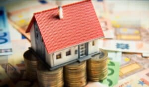 Huizenprijzen en Woningmarkt 2025 – Trends, Verwachtingen en Analyse