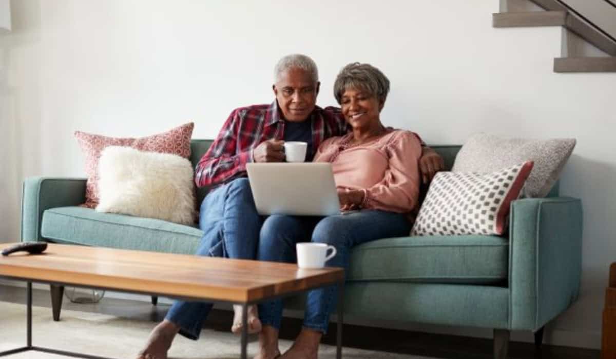 AOW bedragen 2024: netto, bruto en betaaldata overzicht