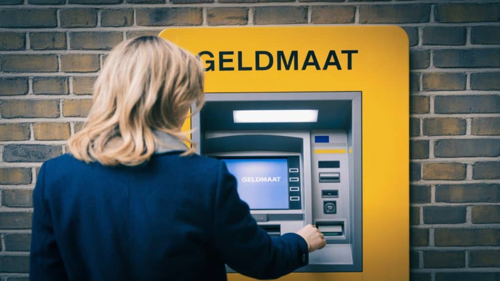 Geldmaat: geld opnemen, storten en alles wat je moet weten