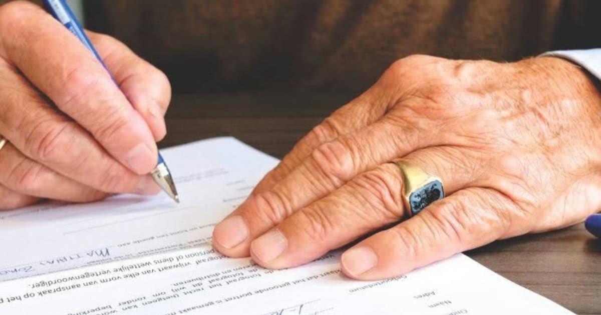 Verklaring van erfrecht: de complete gids voor aanvragen, kosten en de rol van de notaris